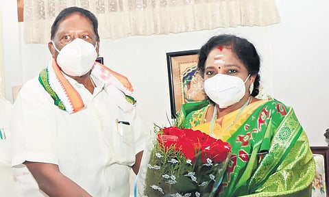 Chief Minister V Narayanasamy welcoming Tamilisai Soundararajan, who has been given additional charge as Puducherry Lt Governor | Express