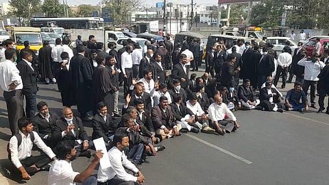 Advocates at Criminal Courts, Nampally and Hyderabad protest the brutal double murder of lawyer couple in Peddapalli district of Telangana. (Photo | Express)