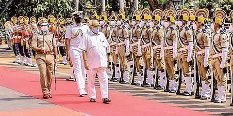 Governor Ganeshi Lal receives guard of honour at Odisha Assembly in Bhubaneswar. (Photo | EPS)