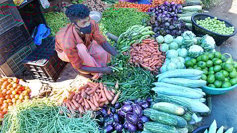In November, vegetable prices showed a 4.5% month-on-month decline. However, year-on-year, vegetable prices have surged 29.33%.