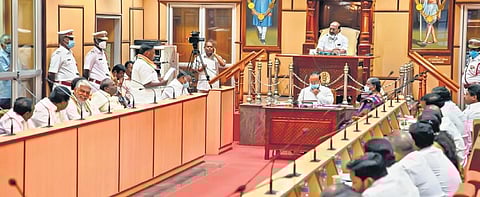 Narayanasamy talks during the confidence motion in the Assembly | g pattabi raman