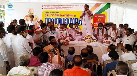 Opposition Leader Ramesh Chennithala addresses party colleagues at Poonthura in Thiruvananthapuram during his 'satyagraha' demanding resignation of fisheries minister. (Photo | BP Deepu, EPS)