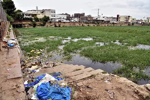 Littering in public places. (File Photo | EPS)