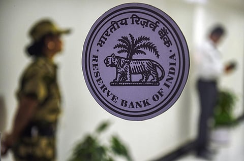 A security woman guards at the RBI headquarters in Mumbai. (File | PTI)