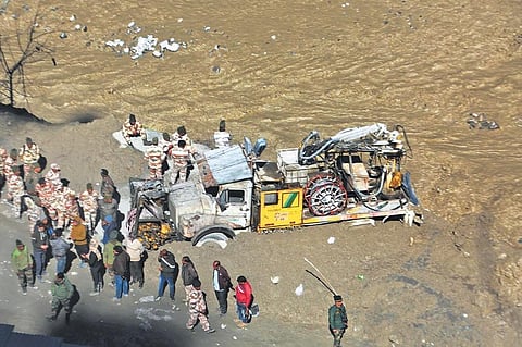 Rescue operations underway near Tapovan tunnel in Chamoli district| Shekhar Yadav