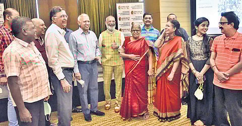 Sapiens Health Foundation founder Rajan Ravichandran interacting with kidney transplant survivors and donors, in Chennai on Friday. (Photo | P Jawahar/EPS)