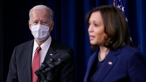 US President Joe Biden (L) and Vice-President Kamala Harris
