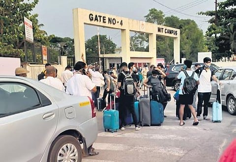 Students from MIT, Manipal caused a stir when they tried to leave the campus to their native places on Thursday evening. (Photo | EPS)