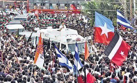 MK Stalin campaigning for his party candidates at Ambattur on Sunday | P Jawahar