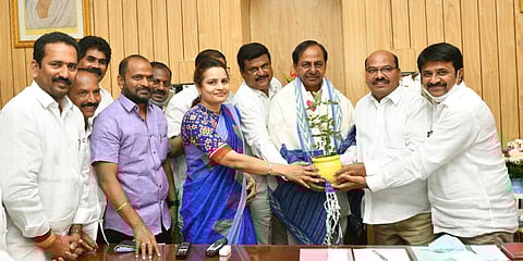 TGO president V Mamata and TNGO president M Rajender along with other leaders thanking Chief Minister K Chandrasekhar Rao for announcing incentives during budget session. (Photo| EPS)