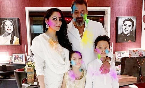 Actor Sanjay Dutt with his wife Manyata Dutt and children. (Photo | Twitter/@duttsanjay)