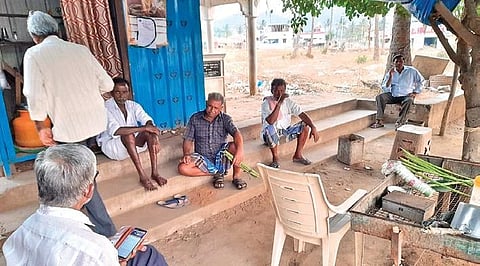 The people along the border areas in Karnataka, like that in Maratahalli village in Chamarajanagar, are well-versed with the politics across the border in Tamil Nadu. (Photo | EPS)