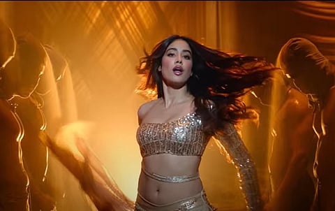 Janvi Kapoor in the song Nadiyon Paar as 'Roohi'. (Photo | YouTube Screengrab)