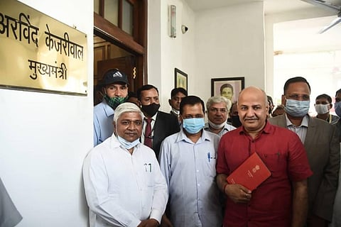 Chief Minister Arvind Kejriwal, Deputy CM Manish Sisodia along with other ministers before presenting the Budget for 2021-22. (Photo | Parveen Negi/EPS)