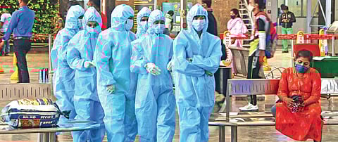 Healthcare workers at CSMT railway station to screen passengers. (Photo | PTI)