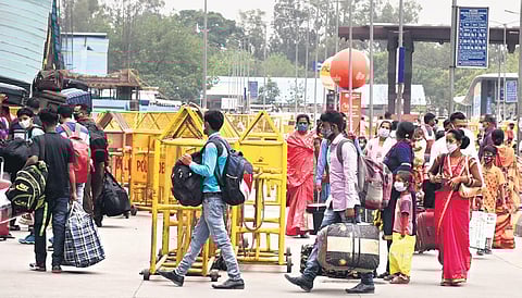 Migrant workers in New Delhi.
