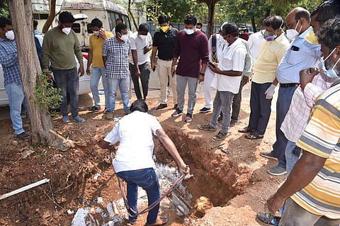 Oxygen supply pipe being restored at Maharaja Hospital in Vizianagaram district on Monday. (Photo | Express)