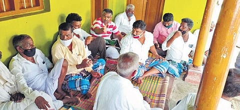 Headmen of Sathyagala village reviewing Covid norms | Express