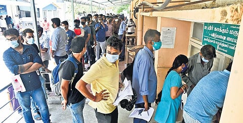 Kin of patients waiting to buy the drug at Government Kilpauk Medical College Hospital in Chennai
