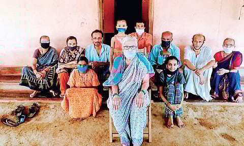 The Kulkarni family of Malagondanakoppa village, who successfully beat Covid-19