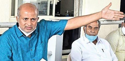 MLA Sa Ra Mahesh addresses media persons in Mysuru on Wednesday | Express