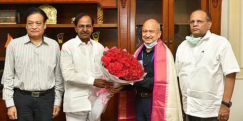 Union Civil Aviation Secretary Pradeep Singh Kharola calls on Chief Minister K Chandrasekhar Rao at Pragathi Bhavan. (Photo| Twitter/ @TelanganaCMO)