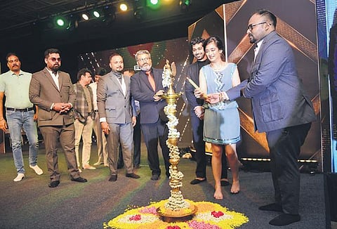 Actor Akshara Haasan and other dignitaries at the installation ceremony organised by the Rajasthan Youth Association on Sunday | Debadatta Mallick