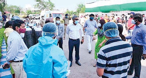 WODC Chairman Asit Tripathy reviewing Covid-19 management at Rourkela | Express