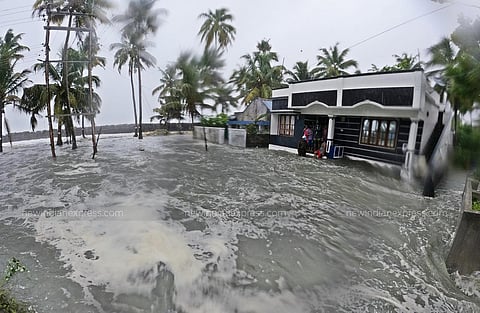 The India Meteorological Department (IMD) had issued a red alert in five districts (Photo | Albin Mathew, EPS)