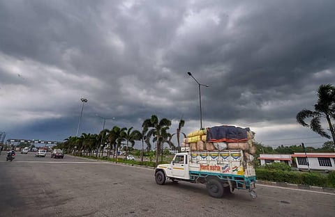 Dark clouds hover in the sky ahead of landfall of Cyclone Yaas at Dhulagarh in Howrah district, Monday, May 24, 2021. (Photo | PTI)