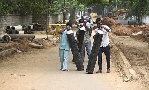 Many are charging exorbitant prices for oxygen cylinders. (Photo | Express)
