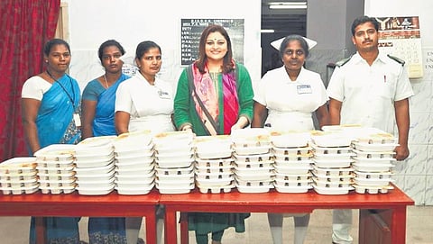 Aranya Foundation has also been providing food to Covid patients