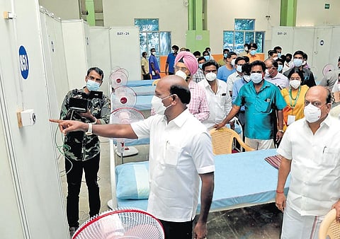 Health Minister Ma Subramanian inaugurating a new wing of oxygen-supported beds at Chennai Trade Centre in Nandambakkam (Photo | EPS)