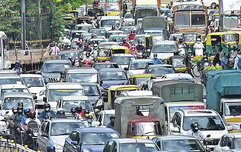 A jam-packed SJP Road during the state-wide lockdown in Bengaluru on Wednesday | vinod kumar t