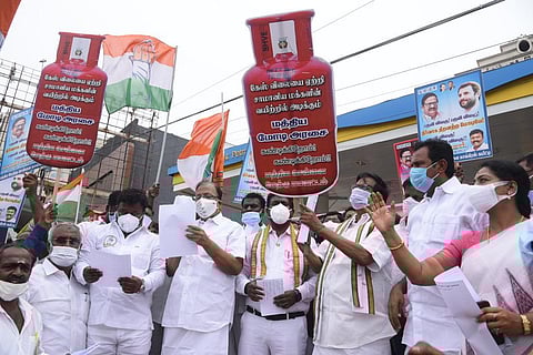 Congress workers during the protest against Petrol and Diesel price hike in Chennai on Friday. (Photo | EPS/R.Satish babu)