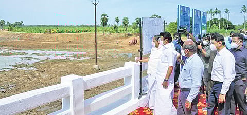 Chief Minister MK Stalin reviewing maintenance work at the Pulivalam canal in Tiruchy on Friday | MK Ashok Kumar
