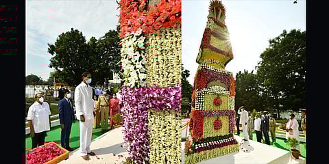Chief minister K Chandrashekhar Rao paying floral tributes to Telangana martys memorial at gun park to mark the 7th Telangana formation day in Hyderabad on Wednesday. (Photo | Special Arrangement)