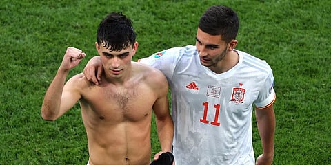 Spain's Ferran Torres (R) with youngster Pedri, who have made it to the Olympic squad. (Photo | AP)