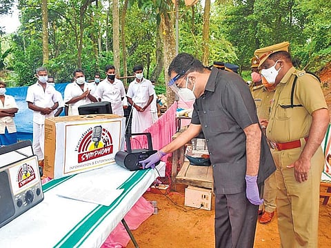 Jail DGP Rishi Raj Singh inaugurates Freedom Symphony radio at Poojappura Central Prison