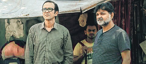 A scene from Behrupiya (Ray )