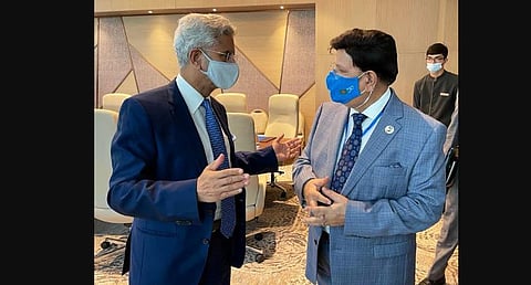 Indian External Affairs Minister Jaishankar with his Bangladesh counterpart
