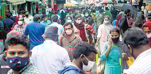 The huge rush witnessed at SM Street in Kozhikode, the commercial hub of the city, on Friday. (Photo | EPS/T P Sooraj)