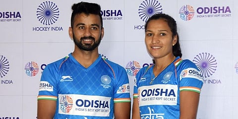 Indian Men's Hockey team captain Manpreet Singh with Indian Women's Hockey team captain Rani Rampal (Photo | EPS)