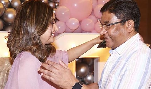 Actor Hina Khan with her late father. (Photo | Instagram/@realhinakhan)