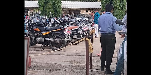Access control for all vehicles at KSR station to restart in a week | Express