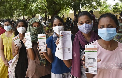 Youngsters wait in a queue to get vaccinated during a special vaccine drive at a school in Hyderabad (File Photo | Vinay Madapu, EPS)