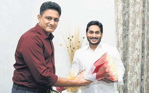 Former captain and coach of the Indian cricket team, Anil Kumble meets Chief Minister YS Jagan Mohan Reddy at the latter’s camp-office in Tadepalli on Monday (Photo | Express)