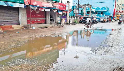 A waterlogged road in Kendrapara town. (Photo | Express)