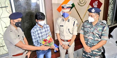 Aitu Korsa surrenders before Odisha Police on Sunday, August 1, 2021. (Photo | Express)