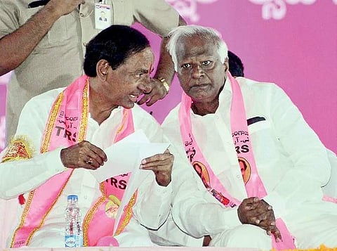 A file image TRS chief K Chandrasekhar Rao interacting with his deputy, Kadiyam Srihari (Photo | EPS)